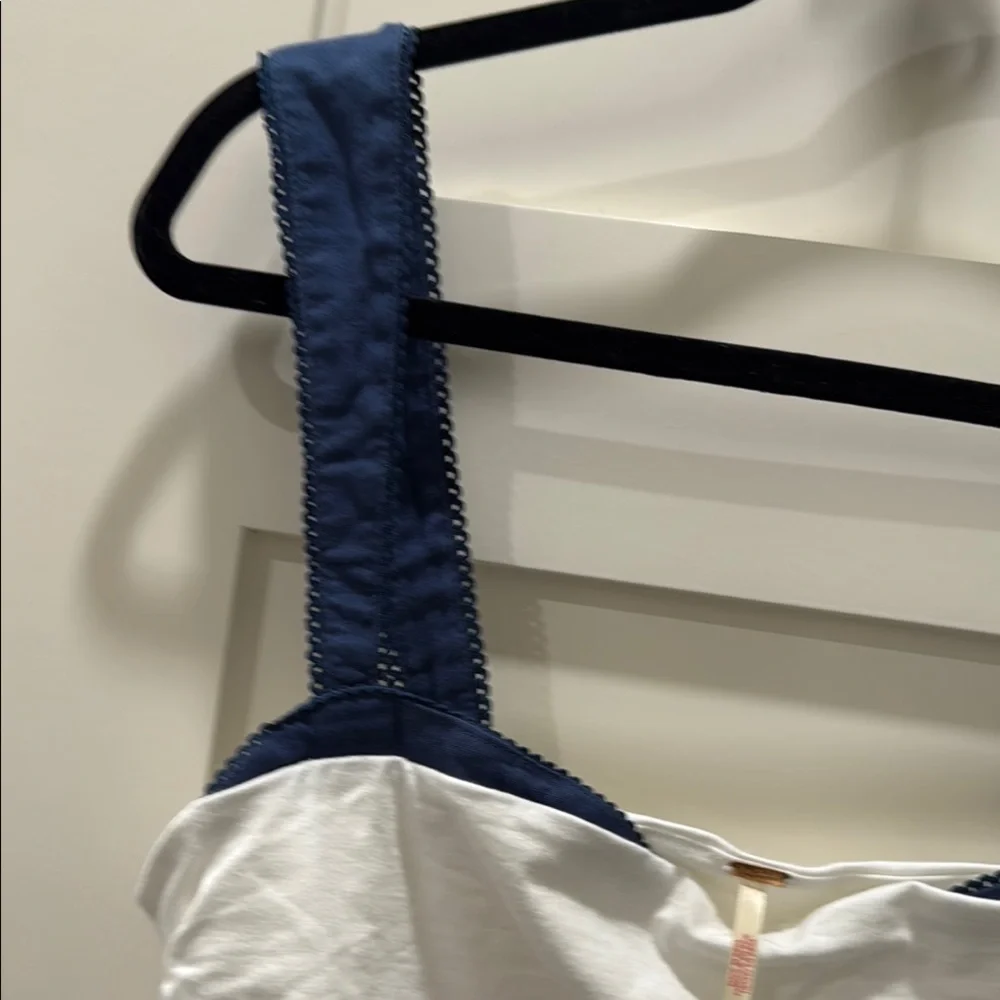 Free People White and Navy Tank TopFree People Bodega tube top - Picture 4 of 10